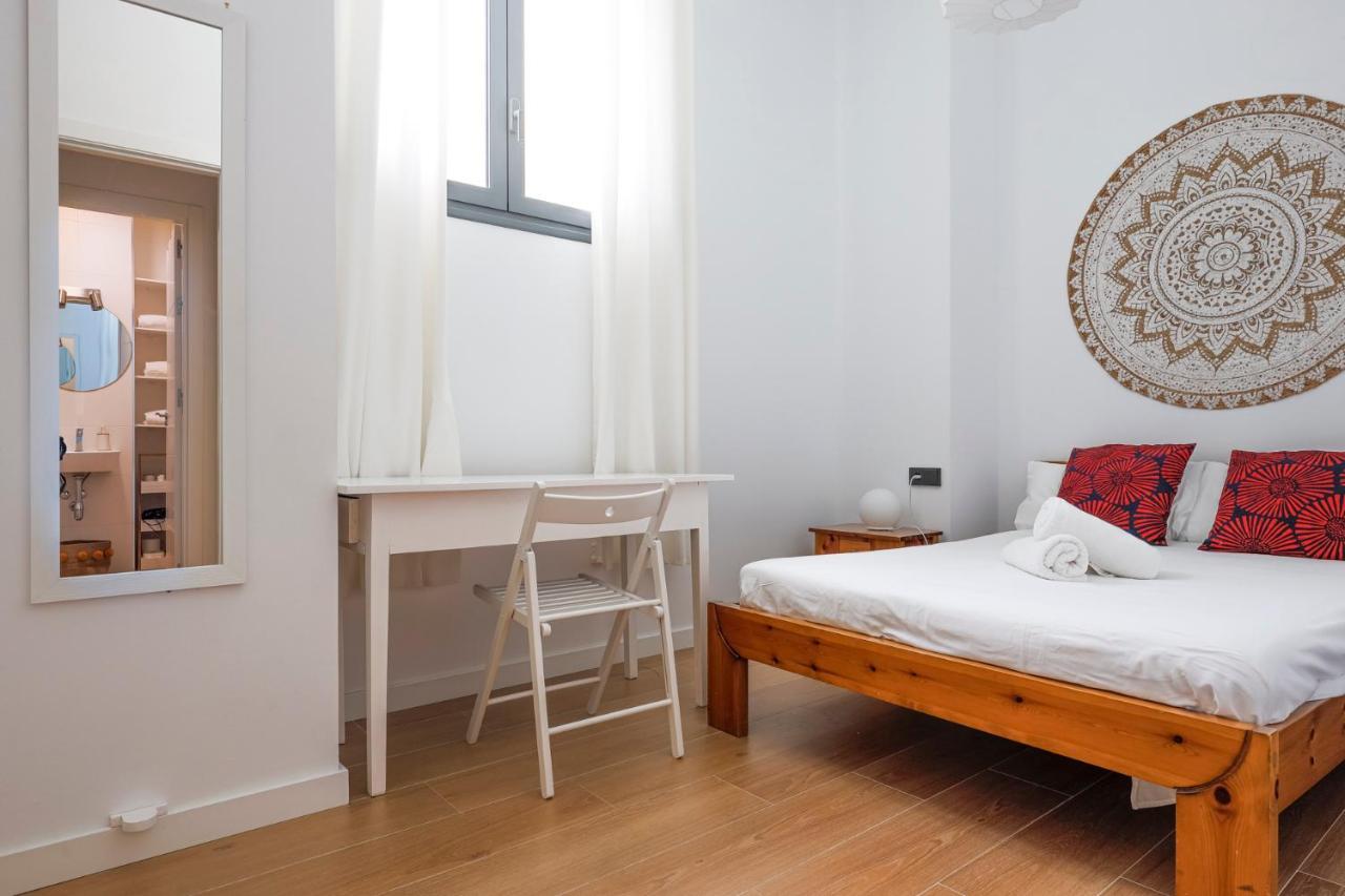 Oasis In The Heart Of Seville - 2 Bedroom Apt المظهر الخارجي الصورة